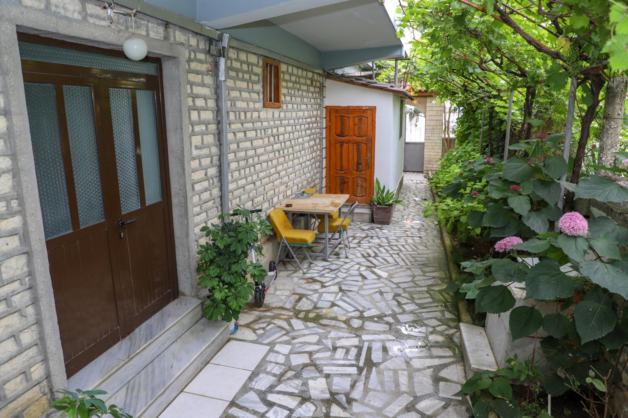 Guesthouse Katerina Берат Екстер'єр фото