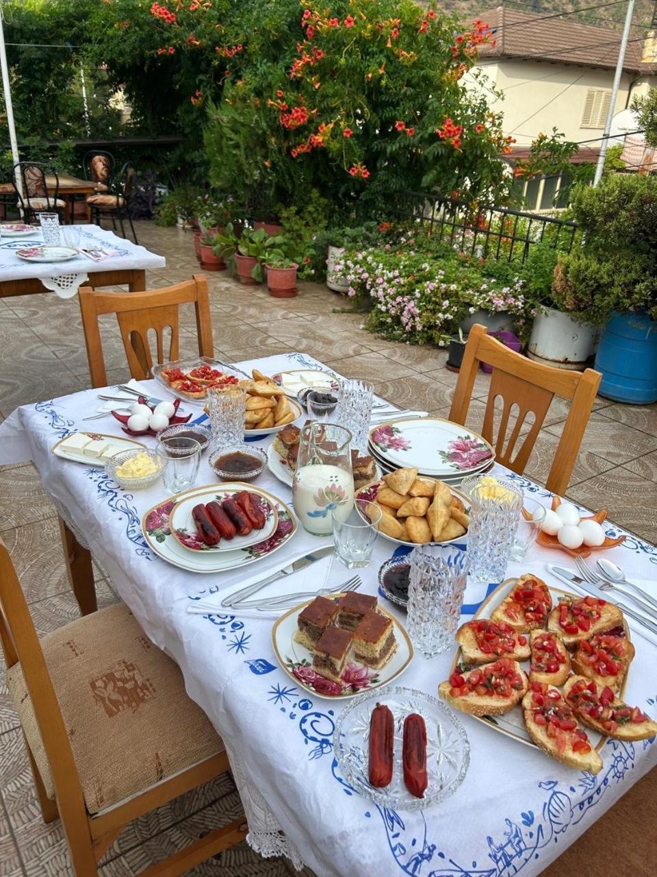 Guesthouse Katerina Берат Екстер'єр фото